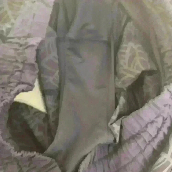 Lululemon Tracker Short ll 2 Way Stretch  in Pretty Palm Cadet Size 6 - Picture 8 of 9